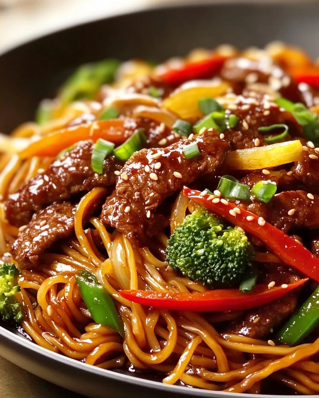 Klebrige Rindernudeln: Einfach, schnell & unwiderstehlich lecker!